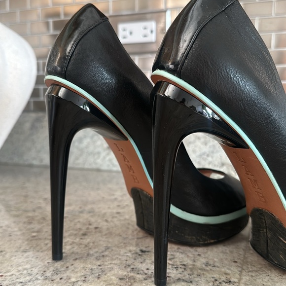 Brand New, never worn LAMB Leather peep-toe pumps 👠 - Picture 8 of 9